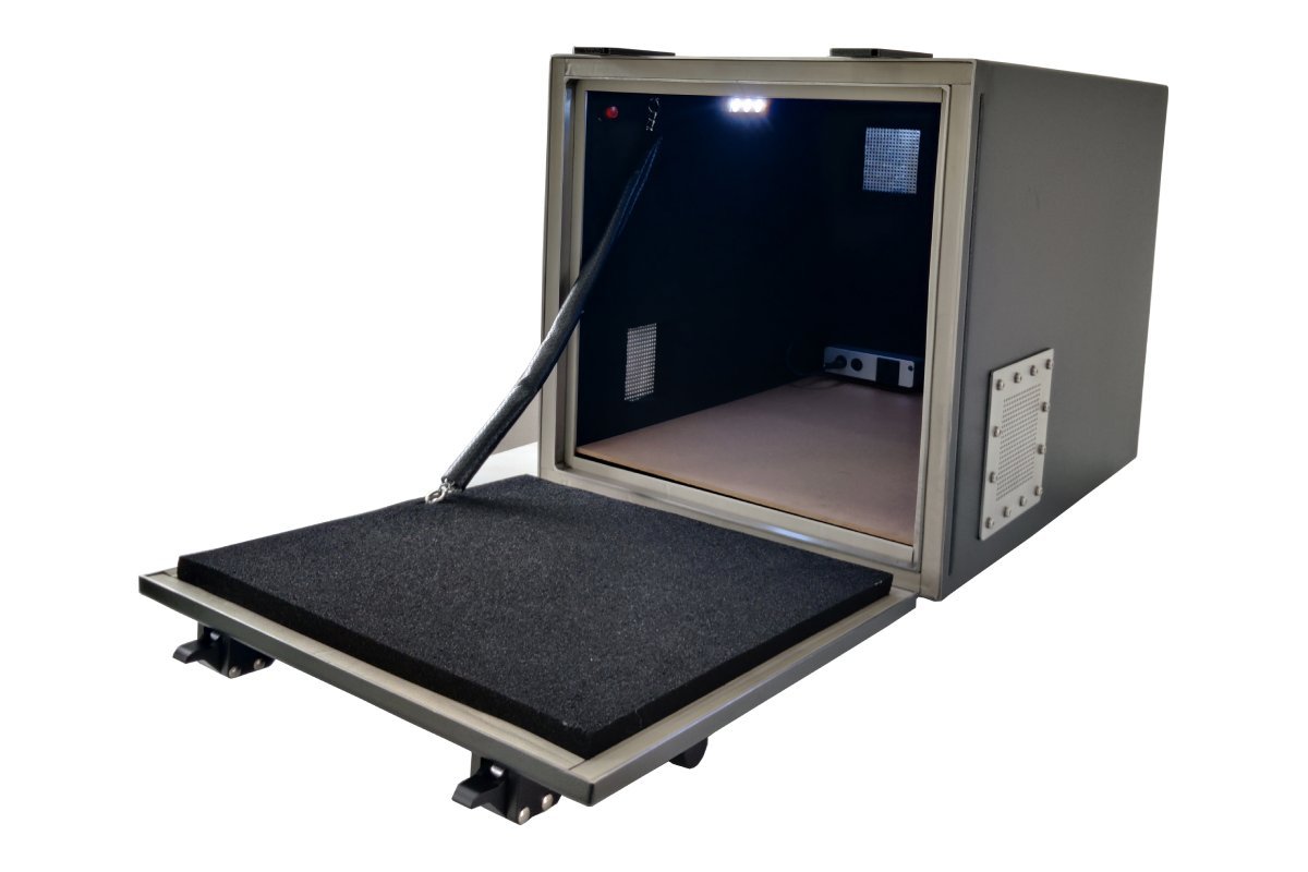 LBX3750 DOWN SWING FRONT
LOADING RF SHIELDED
CHAMBER - LabiFix RF Shield Box Solution